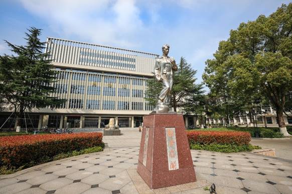 https://voice.cug.edu.cn/__local/C/C7/95/A6217D149C75BC2361D4A2524CB_D49C19F3_84556.jpg